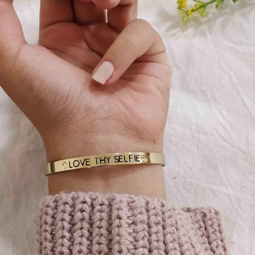 Gold Inspirational Bracelet - ‘Love Thy Selfie’